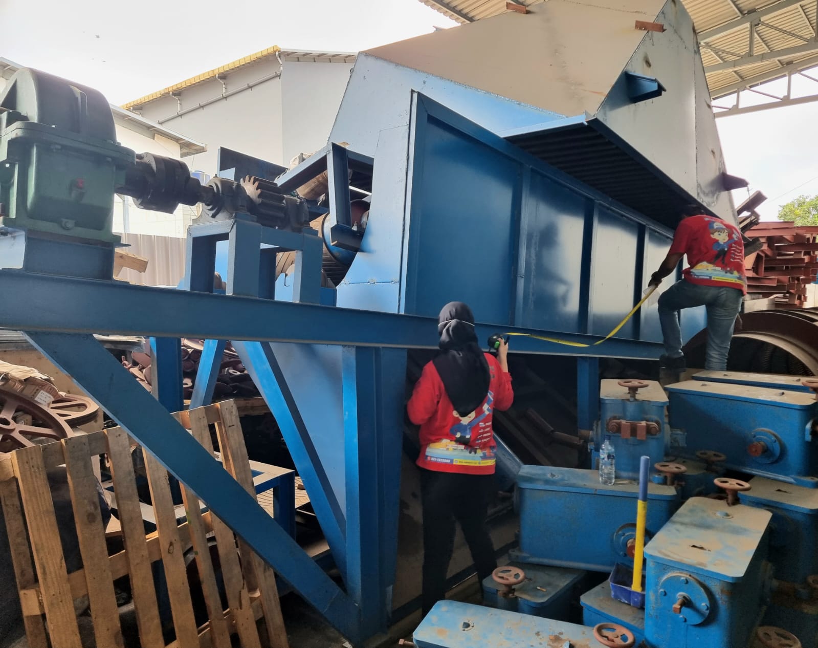 Kirim Alat Berat Pengeboran dengan berat 56 Ton ke Ketapang